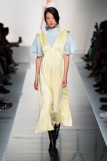 Fotoservizio/SS 2020/WOMEN/EVENTO/NYNNE/DP2/31