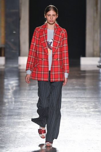 Fotoservizio/SS 2020/WOMEN/SFILATA/ULTRÀCHIC/DP2/0