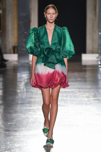 Fotoservizio/SS 2020/WOMEN/SFILATA/ULTRÀCHIC/DP2/0