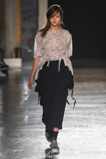 Fotoservizio/SS 2020/WOMEN/SFILATA/ALEXANDRA MOURA/DP2/3
