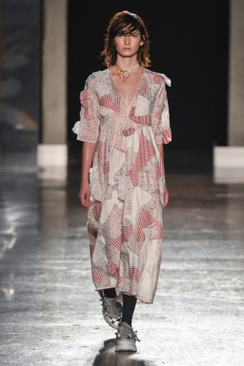 Fotoservizio/SS 2020/WOMEN/SFILATA/ALEXANDRA MOURA/DP2/14