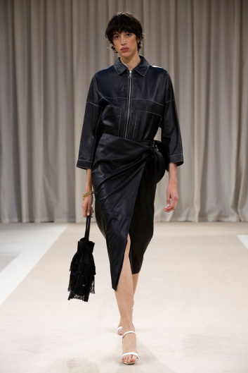 Fotoservizio/SS 2020/WOMEN/PRESENTAZIONE/BEATRICE B/DP2/10