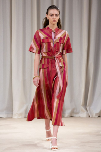 Fotoservizio/SS 2020/WOMEN/PRESENTAZIONE/BEATRICE B/DP2/21
