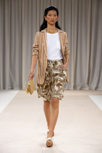 Fotoservizio/SS 2020/WOMEN/PRESENTAZIONE/BEATRICE B/DP2/15