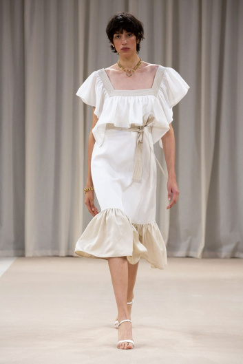 Fotoservizio/SS 2020/WOMEN/PRESENTAZIONE/BEATRICE B/DP2/32