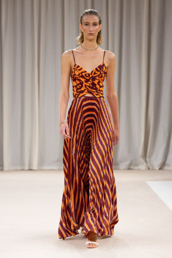 Fotoservizio/SS 2020/WOMEN/PRESENTAZIONE/BEATRICE B/DP2/43