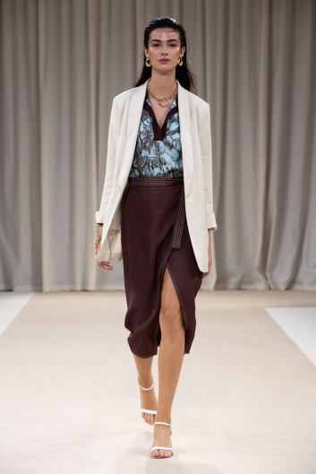 Fotoservizio/SS 2020/WOMEN/PRESENTAZIONE/BEATRICE B/DP2/35