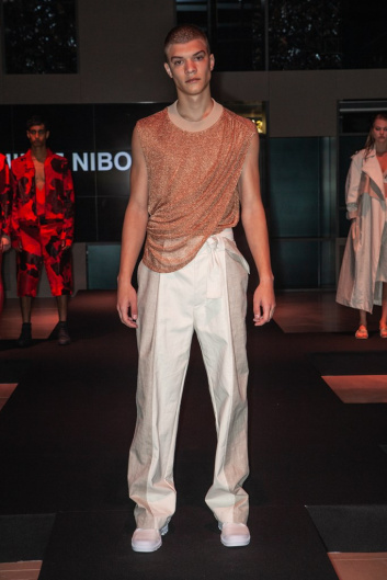 Fotoservizio/SS 2020/WOMEN/PRESENTAZIONE/DANIELE NIBOLI/DP2/4