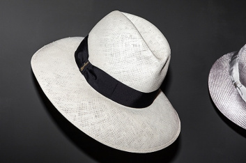 Fotoservizio/SS 2016/WOMEN/BORSALINO/DP2/3