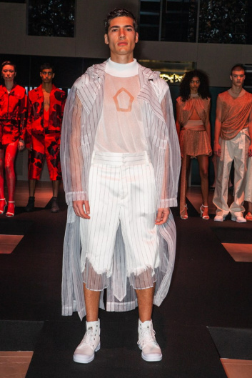Fotoservizio/SS 2020/WOMEN/PRESENTAZIONE/DANIELE NIBOLI/DP2/9