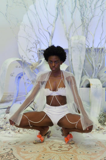 Fotoservizio/SS 2020/WOMEN/PRESENTAZIONE/SALVATORE VIGNOLA/DP2/0
