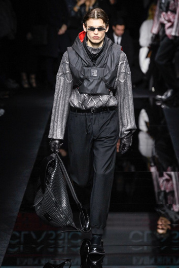 Fotoservizio/FW 20-21/MEN/SFILATA/EMPORIO ARMANI/DP2/11