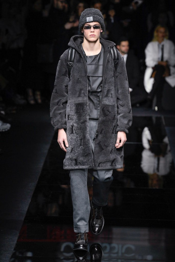 Fotoservizio/FW 20-21/MEN/SFILATA/EMPORIO ARMANI/DP2/13