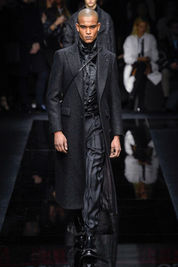 Fotoservizio/FW 20-21/MEN/SFILATA/EMPORIO ARMANI/DP2/10