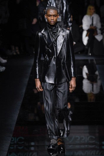 Fotoservizio/FW 20-21/MEN/SFILATA/EMPORIO ARMANI/DP2/5