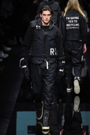 Fotoservizio/FW 20-21/MEN/SFILATA/EMPORIO ARMANI/DP2/17