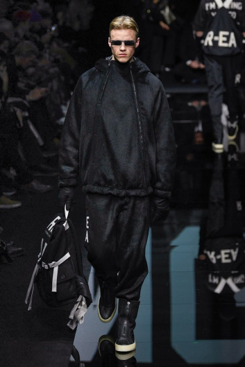 Fotoservizio/FW 20-21/MEN/SFILATA/EMPORIO ARMANI/DP2/1