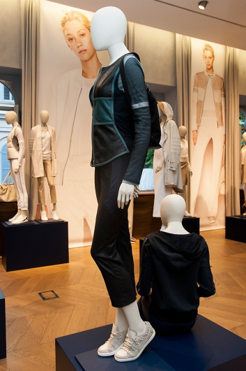 Fotoservizio/SS 2016/WOMEN/CALLENS/DP2/1