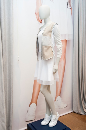 Fotoservizio/SS 2016/WOMEN/CALLENS/DP2/5