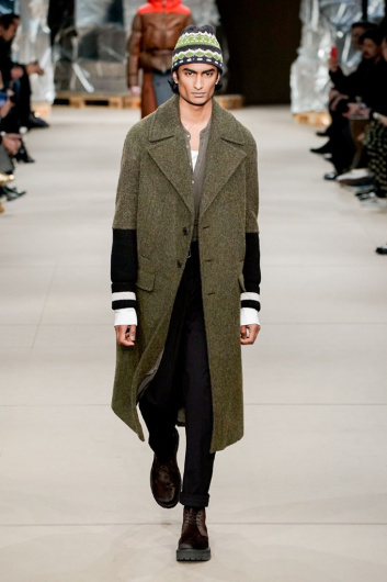 Fotoservizio/FW 20-21/MEN/SFILATA/NEIL BARRETT/DP2/4