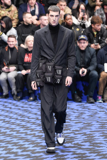 Fotoservizio/FW 20-21/MEN/SFILATA/MARCELO BURLON COUNTY OF MILAN/DP2/10