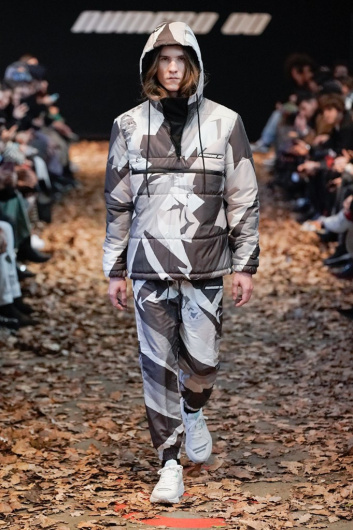 Fotoservizio/FW 20-21/MEN/SFILATA/NUMERO 00/DP2/23