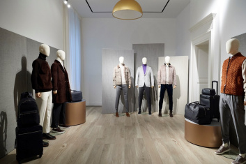 Fotoservizio/FW 20-21/MEN/PRESENTAZIONE/BRETT JOHNSON/DP2/2
