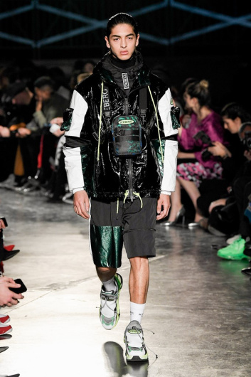 Fotoservizio/FW 20-21/MEN/SFILATA/ICEBERG/DP2/7