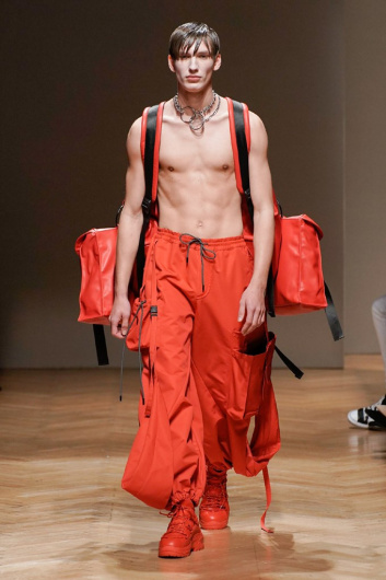 Fotoservizio/FW 20-21/MEN/SFILATA/RESHAKE/DP2/1