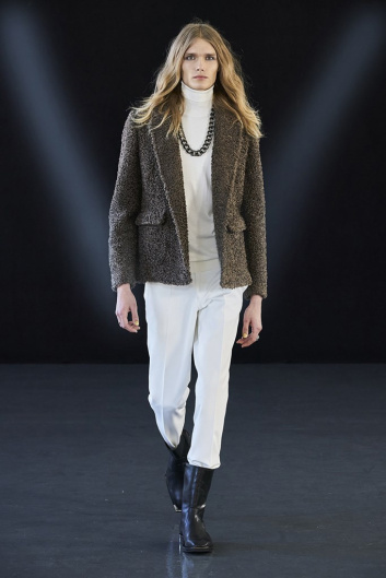 Fotoservizio/FW 21-22/MEN/SFILATA/MIGUEL VIEIRA/DP2/5
