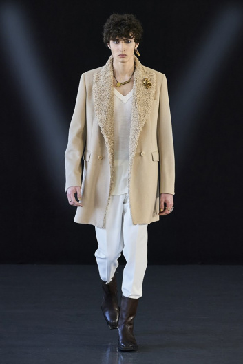 Fotoservizio/FW 21-22/MEN/SFILATA/MIGUEL VIEIRA/DP2/9