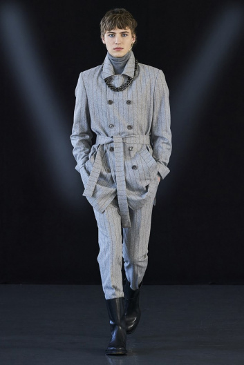 Fotoservizio/FW 21-22/MEN/SFILATA/MIGUEL VIEIRA/DP2/12