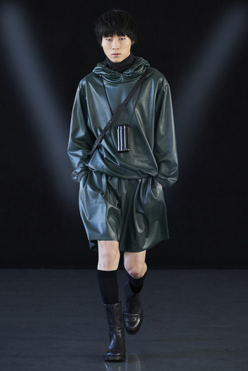 Fotoservizio/FW 21-22/MEN/SFILATA/MIGUEL VIEIRA/DP2/14
