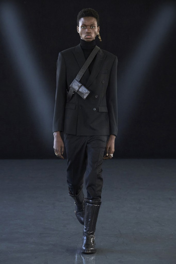 Fotoservizio/FW 21-22/MEN/SFILATA/MIGUEL VIEIRA/DP2/25