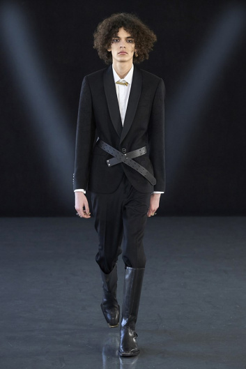 Fotoservizio/FW 21-22/MEN/SFILATA/MIGUEL VIEIRA/DP2/28