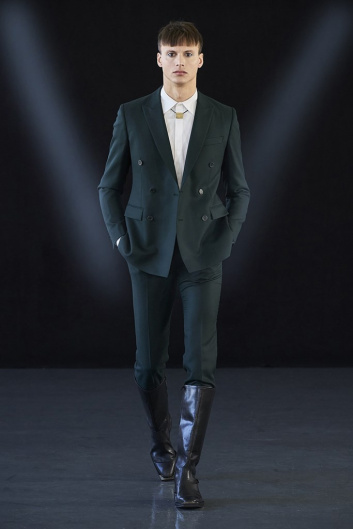 Fotoservizio/FW 21-22/MEN/SFILATA/MIGUEL VIEIRA/DP2/21