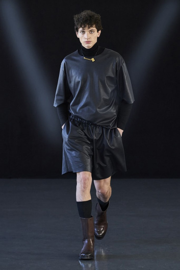 Fotoservizio/FW 21-22/MEN/SFILATA/MIGUEL VIEIRA/DP2/22