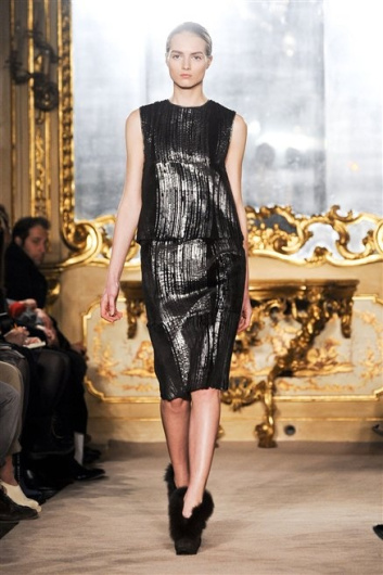 Fotoservizio/FW 2012-2013/WOMEN/MARCO DE VINCENZO/19