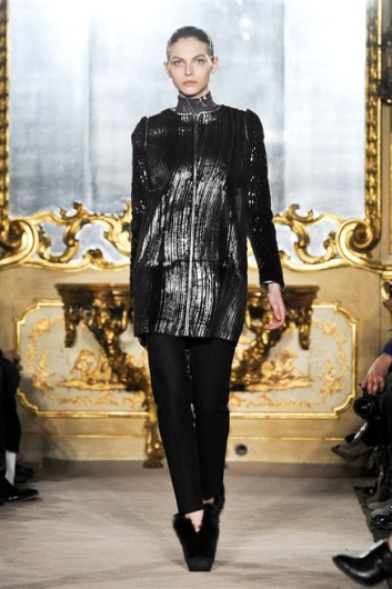 Fotoservizio/FW 2012-2013/WOMEN/MARCO DE VINCENZO/20