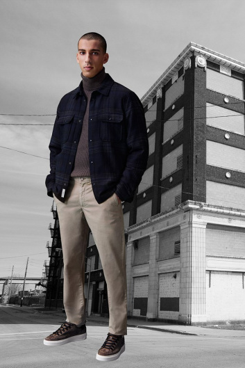 Fotoservizio/FW 21-22/MEN/SFILATA/WOOLRICH/DP2/2