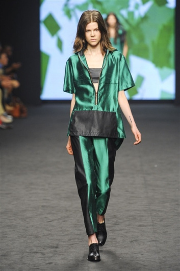 Fotoservizio/SS 2012/WOMEN/C'N'C COSTUME NATIONAL/1