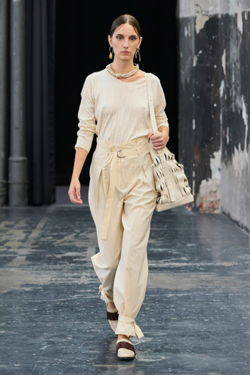 Fotoservizio/SS 2021/WOMEN/SFILATA/CIVIDINI/DP2/3