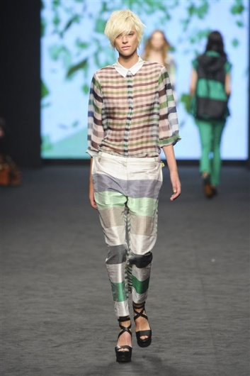 Fotoservizio/SS 2012/WOMEN/C'N'C COSTUME NATIONAL/4