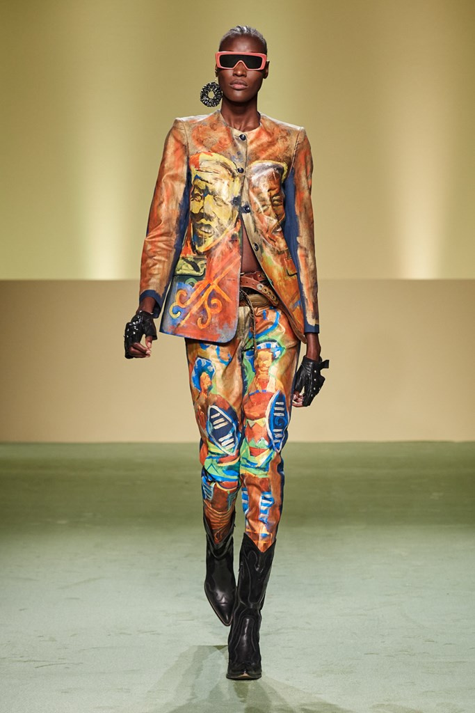 Fotoservizio/FW 21-22/WOMEN/SFILATA/WE ARE MADE IN ITALY (BLACK LIVES MATTER IN ITALIAN FASHION - COLLECTIVE)/DP2/29