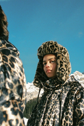 Fotoservizio/FW 21-22/WOMEN/PRESENTAZIONE/OOF WEAR/DP2/16