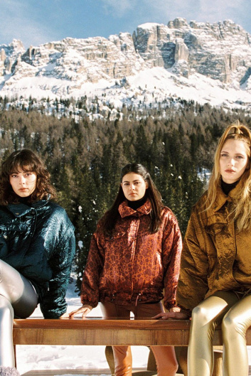 Fotoservizio/FW 21-22/WOMEN/PRESENTAZIONE/OOF WEAR/DP2/11