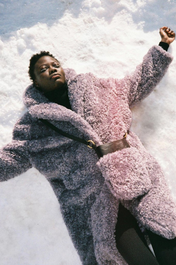 Fotoservizio/FW 21-22/WOMEN/PRESENTAZIONE/OOF WEAR/DP2/24