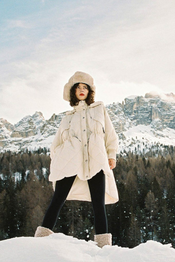 Fotoservizio/FW 21-22/WOMEN/PRESENTAZIONE/OOF WEAR/DP2/30