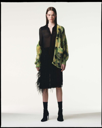 Fotoservizio/FW 21-22/WOMEN/PRESENTAZIONE/DES PHEMMES/DP2/6