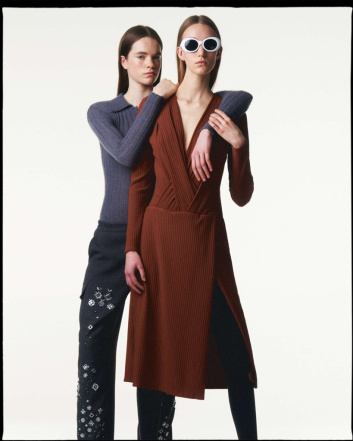 Fotoservizio/FW 21-22/WOMEN/PRESENTAZIONE/DES PHEMMES/DP2/0